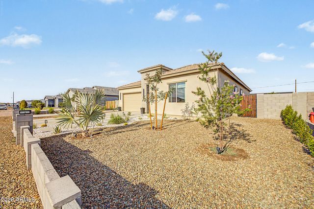 34885 N PALM Drive, San Tan Valley, AZ 85140