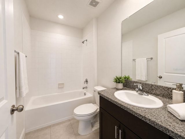 5462 GRAYS HARBOR COURT, Wimauma, FL 33598