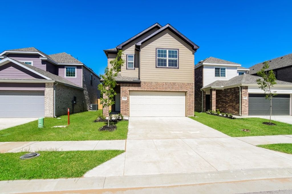 1314 Ester Lane, Ennis, TX 75119