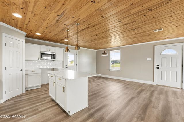 428 Nonc Lol Road, Arnaudville, LA 70512