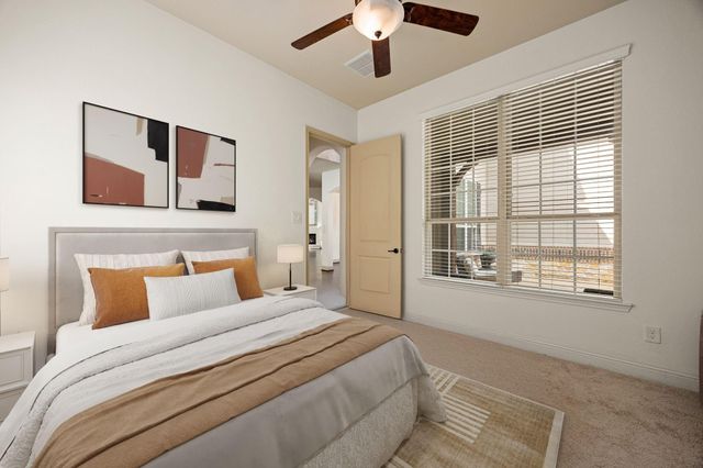 27 Tioga Place, The Woodlands, TX 77375