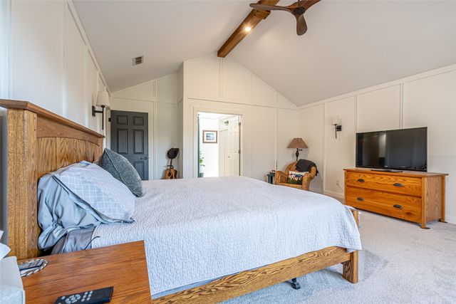 9000 Woodlawn Drive, Granbury, TX 76049