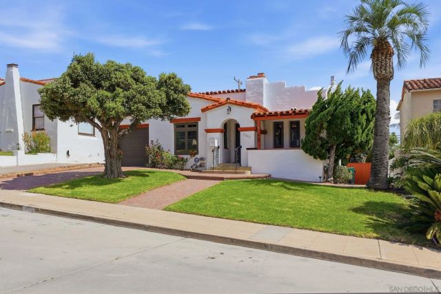 3222 Curtis, San Diego, CA 92106
