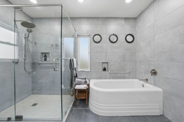 3222 Curtis, San Diego, CA 92106