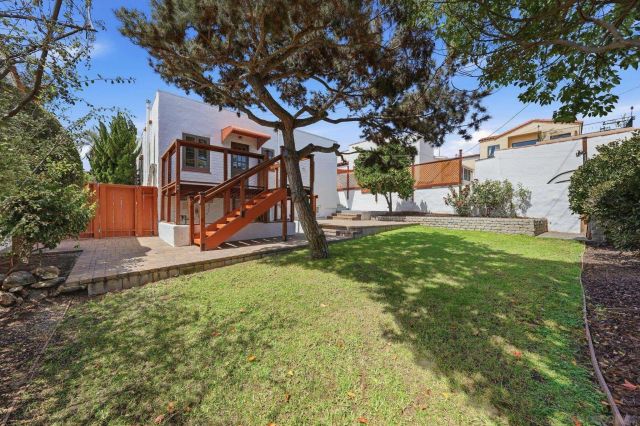 3222 Curtis, San Diego, CA 92106