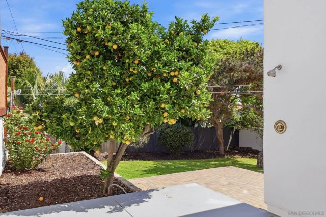 3222 Curtis, San Diego, CA 92106