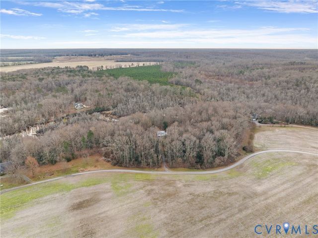 1023 Matadequin Ln, Mechanicsville, VA 23111