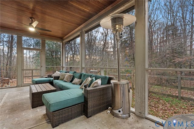 1023 Matadequin Ln, Mechanicsville, VA 23111