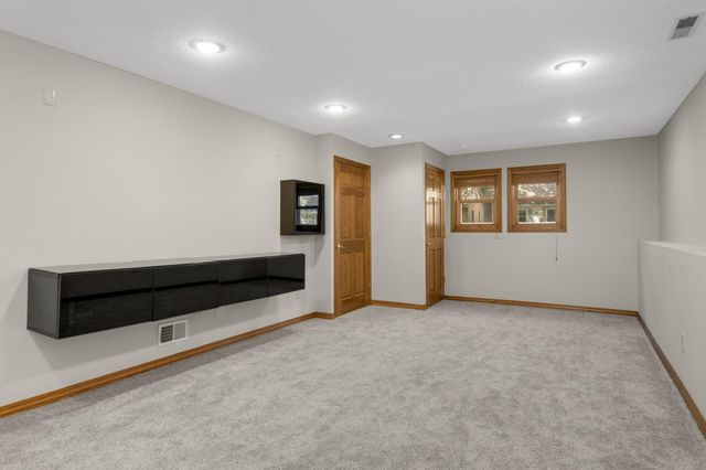 5441 29th Avenue S, Minneapolis, MN 55417