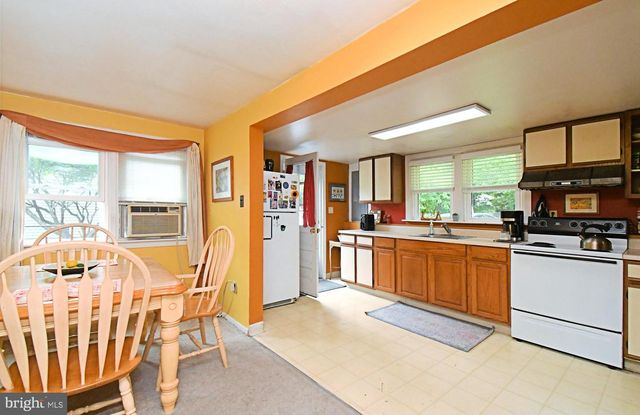 1885 PARK AVE, Bensalem, PA 19020