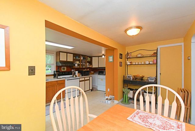 1885 PARK AVE, Bensalem, PA 19020