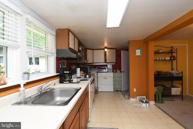 1885 PARK AVE, Bensalem, PA 19020