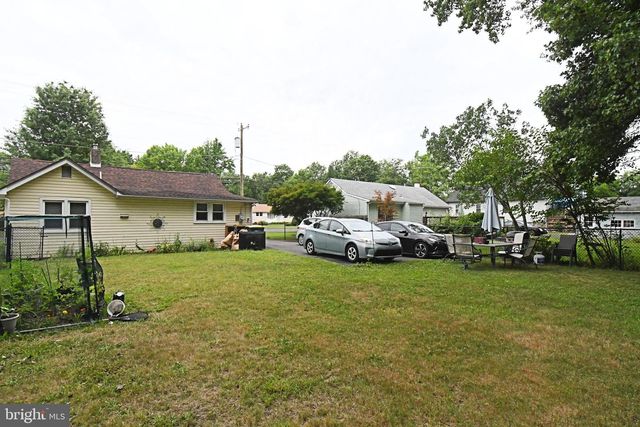 1885 PARK AVE, Bensalem, PA 19020