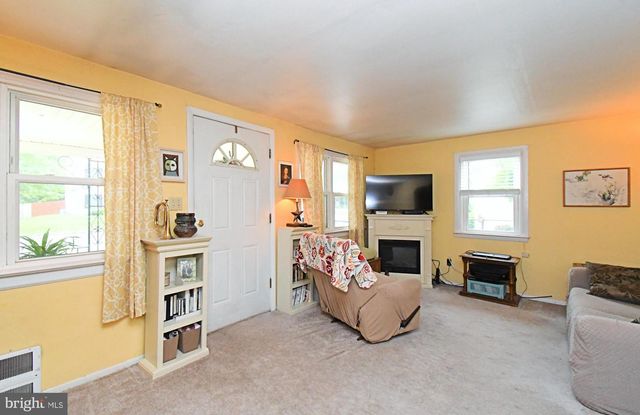 1885 PARK AVE, Bensalem, PA 19020