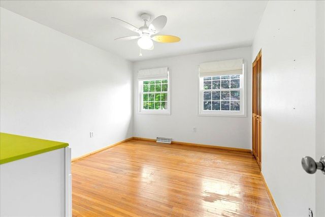 250 Sheridan Road, Waterloo, IA 50701