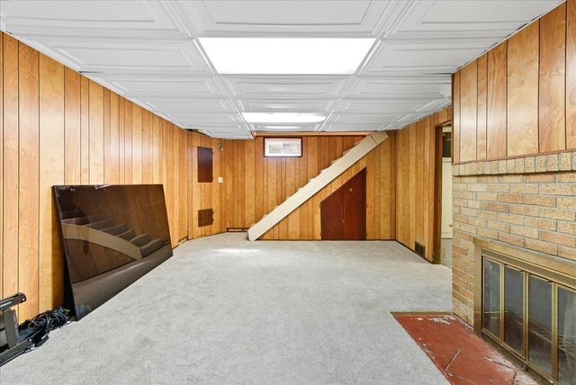 250 Sheridan Road, Waterloo, IA 50701