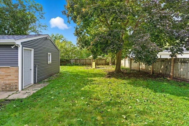 250 Sheridan Road, Waterloo, IA 50701