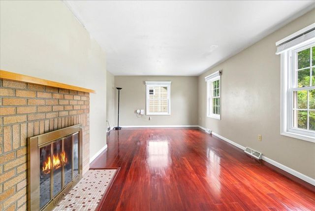 250 Sheridan Road, Waterloo, IA 50701