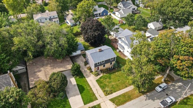 250 Sheridan Road, Waterloo, IA 50701