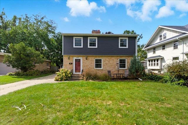 250 Sheridan Road, Waterloo, IA 50701