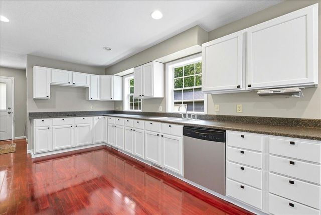 250 Sheridan Road, Waterloo, IA 50701