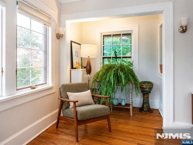 255 Park 2, Montclair, NJ 07043