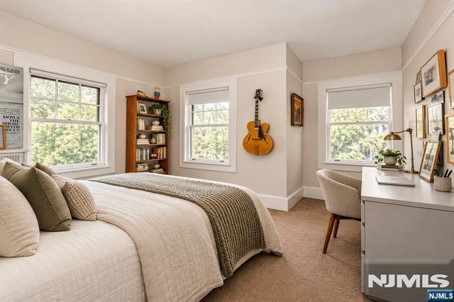 255 Park 2, Montclair, NJ 07043