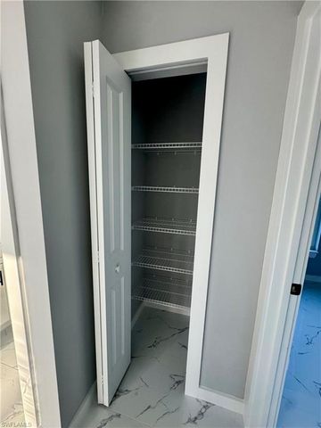 2305 Grant AVE, Alva, FL 33920