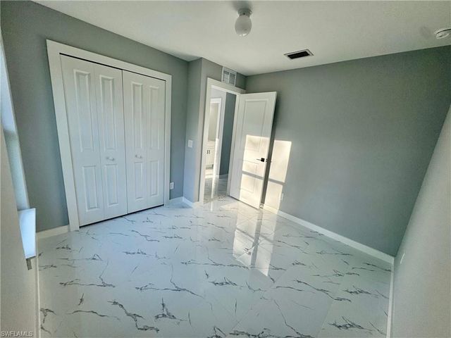 2305 Grant AVE, Alva, FL 33920