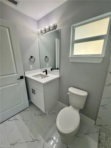 2305 Grant AVE, Alva, FL 33920