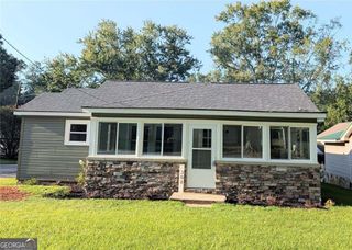 302 Pennsylvania Avenue, Carrollton, GA 30117
