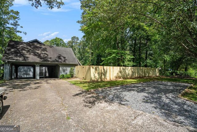 1580 Oak Creek Drive, Marietta, GA 30066