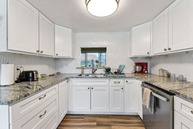 12461 E Olive Ave, Spokane Valley, WA 99216