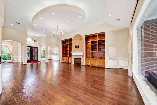 4317 Willowbend Boulevard, Houston, TX 77035