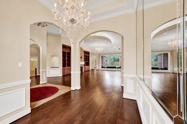 4317 Willowbend Boulevard, Houston, TX 77035