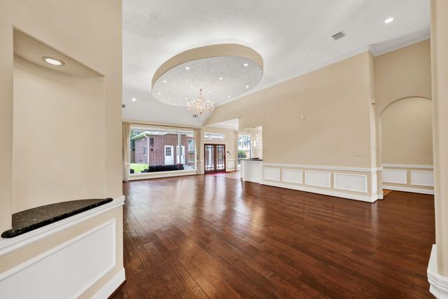 4317 Willowbend Boulevard, Houston, TX 77035
