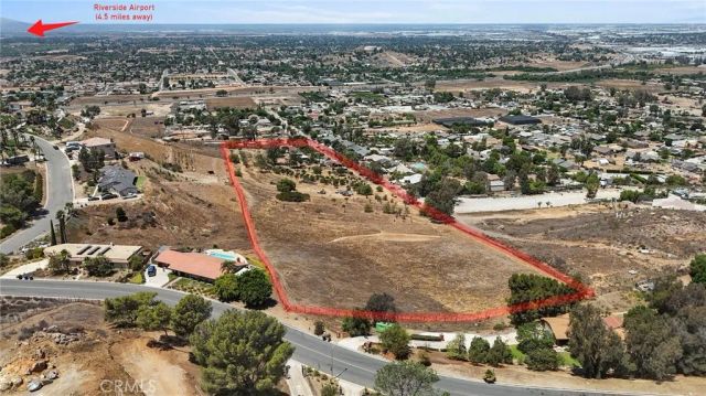 8600 58th, Jurupa Valley, CA 92509
