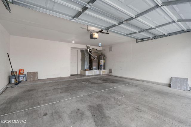 9850 N Stageline Trail, Tucson, AZ 85742