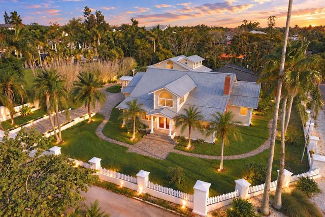 604 NORSOTA WAY, Sarasota, FL 34242