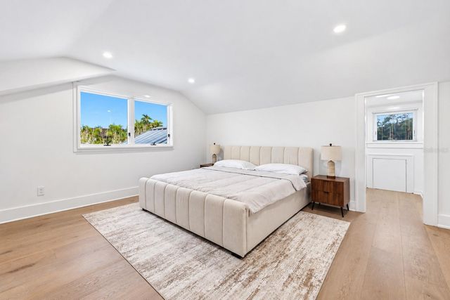 604 NORSOTA WAY, Sarasota, FL 34242