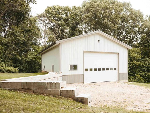 14149 IA 56 Highway, Elkader, IA 52043