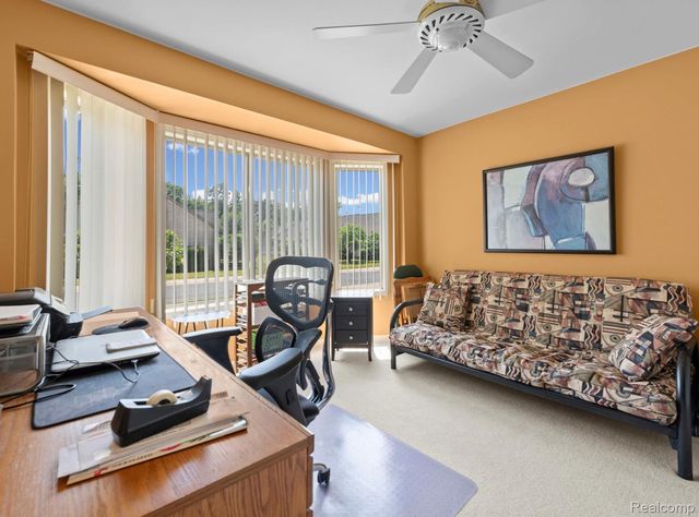 15437 Pebble Pointe Drive, Clinton Charter Township, MI 48038