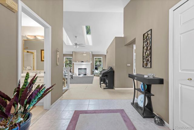 15437 Pebble Pointe Drive, Clinton Charter Township, MI 48038