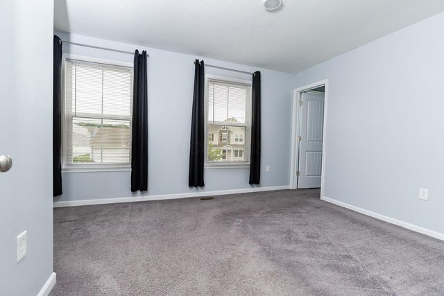 155 Heron Avenue, Pataskala, OH 43062