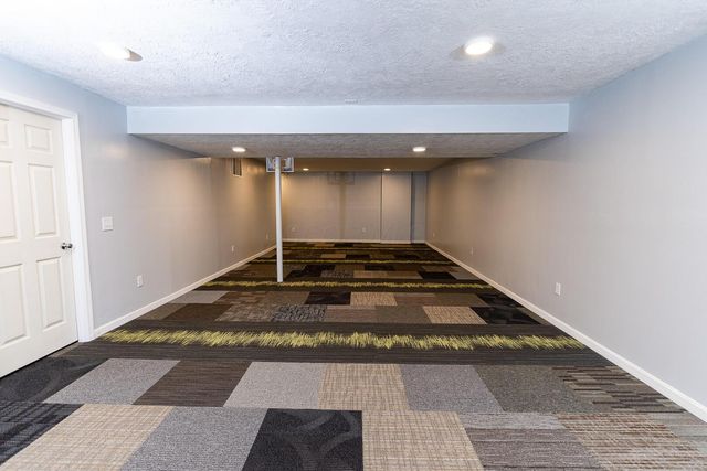 155 Heron Avenue, Pataskala, OH 43062