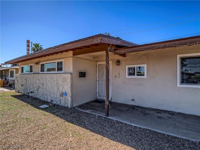 1103 Arrowhead Avenue, Las Vegas, NV 89106