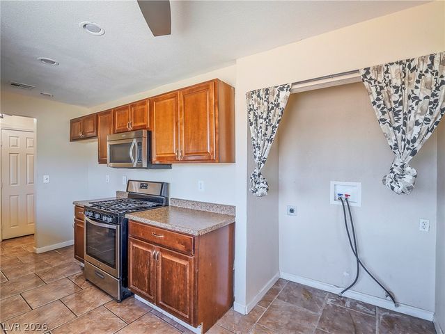 1103 Arrowhead Avenue, Las Vegas, NV 89106