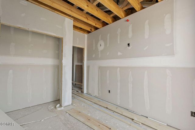 215 Circle Drive, Gatlinburg, TN 37738