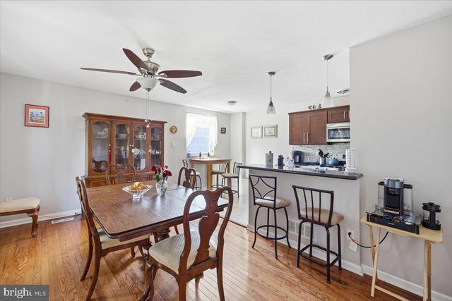 10882 KNIGHTS RD, Philadelphia, PA 19154