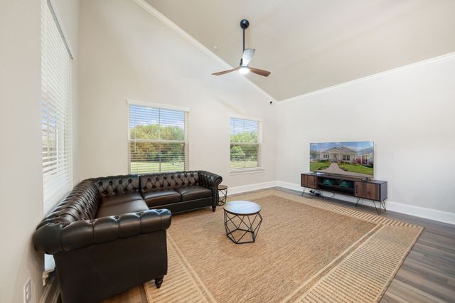 322 Woodside Trail, Waxahachie, TX 75165